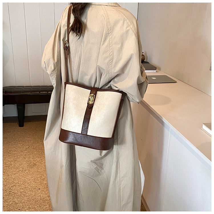 Ielgy Retro Trendy Underarm Bag Fashionable All-Match Bucket Bag Texture Casual Shoulder Bag