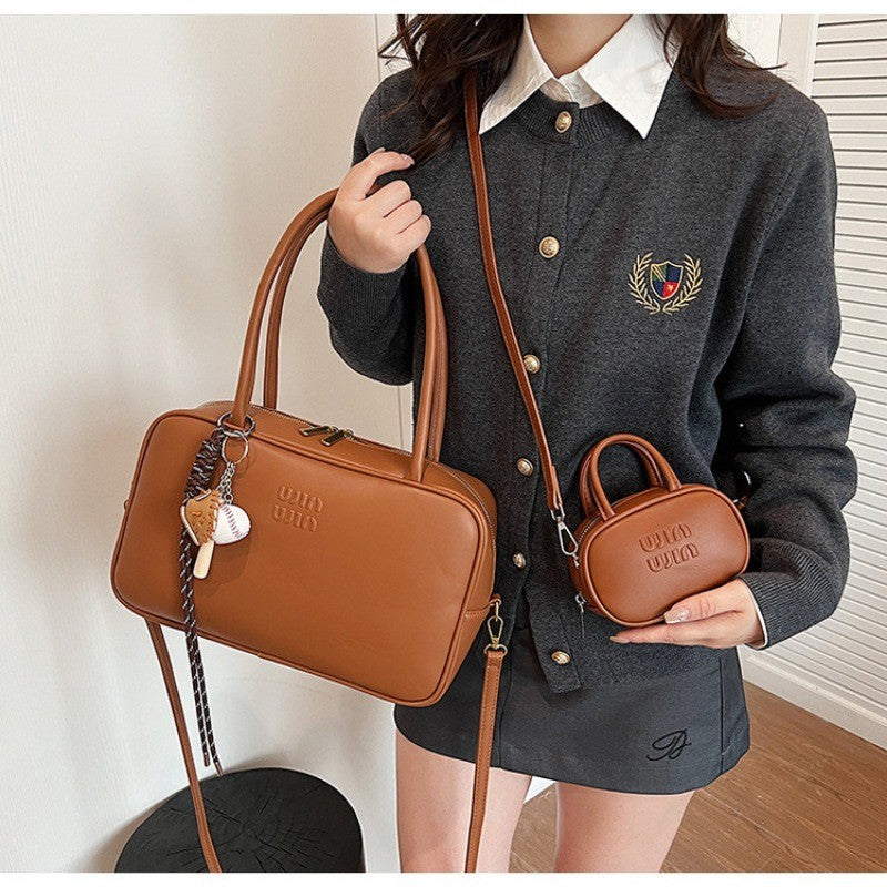 Ielgy Fashion Niche Bowling Briefcase Large Capacity Commuter Handbag One Shoulder Diagonal