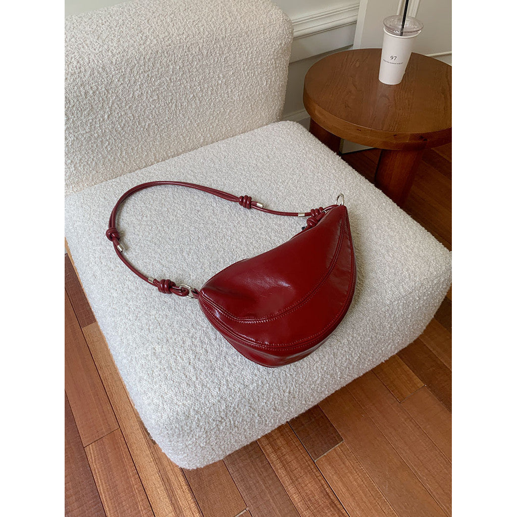 Ielgy Korean Niche Underarm Bag Women's Trendy Fashion Saddle Bag Casual Red Messenger Bag Trendy