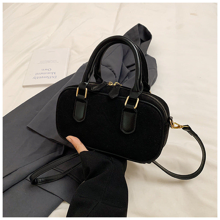 Ielgy Korean Version Retro Frosted All-Match One-Shoulder Messenger Pillow Bag Portable Boston Female Bag