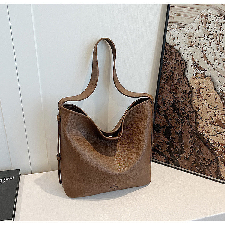 Ielgy Retro Large-Capacity Bucket Bag All-Match Simple Shoulder Tote Bag