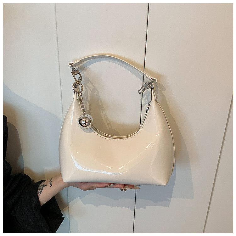 Ielgy Silver Patent Leather Crescent Moon Underarm Bag Korean Version High-End Bell Shoulder Messenger Bag