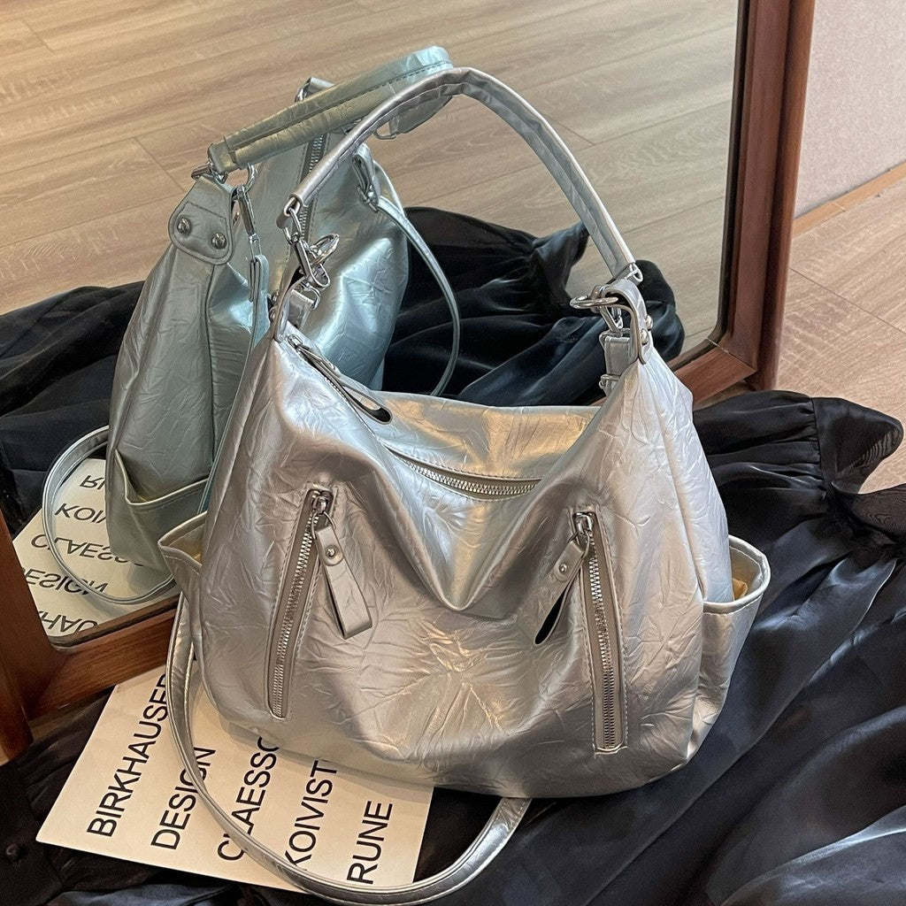 Ielgy Fashion Hot Girl Style Motorcycle Bag Retro Large-Capacity Shoulder Bag Commuter Tote Bag
