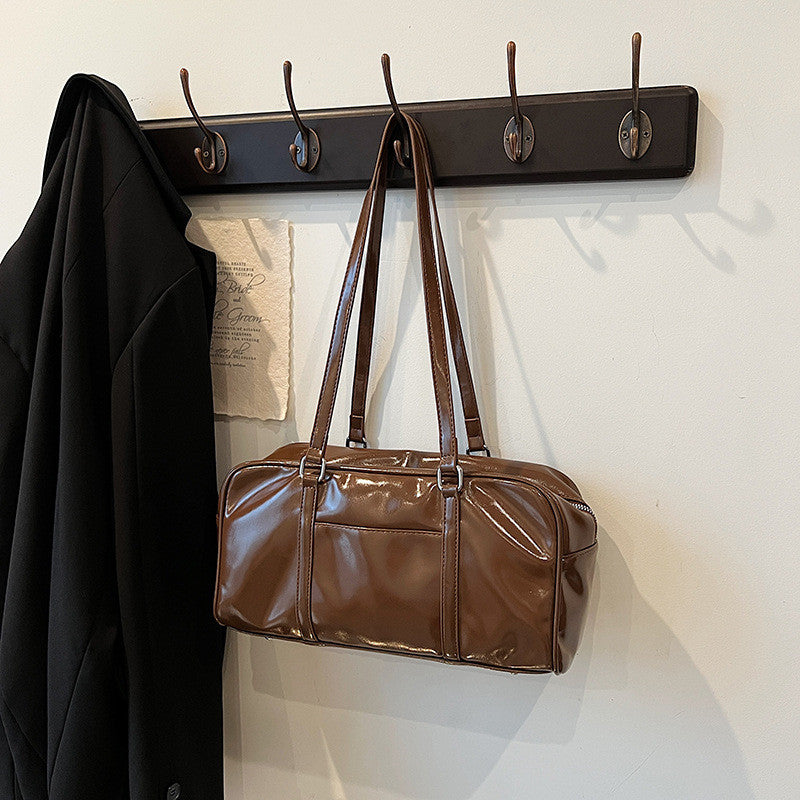 Ielgy Black Shoulder Bag Summer Texture Fashion Commuter Handbag