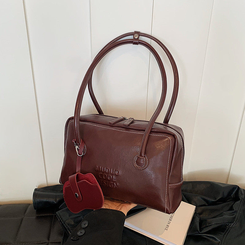 Ielgy Retro Portable Bowling Bag Niche Underarm Bag Simple Large Capacity Commuter Bag