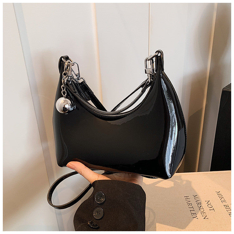 Ielgy Silver Patent Leather Crescent Moon Underarm Bag Korean Version High-End Bell Shoulder Messenger Bag