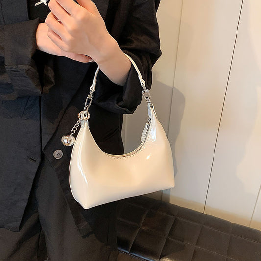 Ielgy Silver Patent Leather Crescent Moon Underarm Bag Korean Version High-End Bell Shoulder Messenger Bag