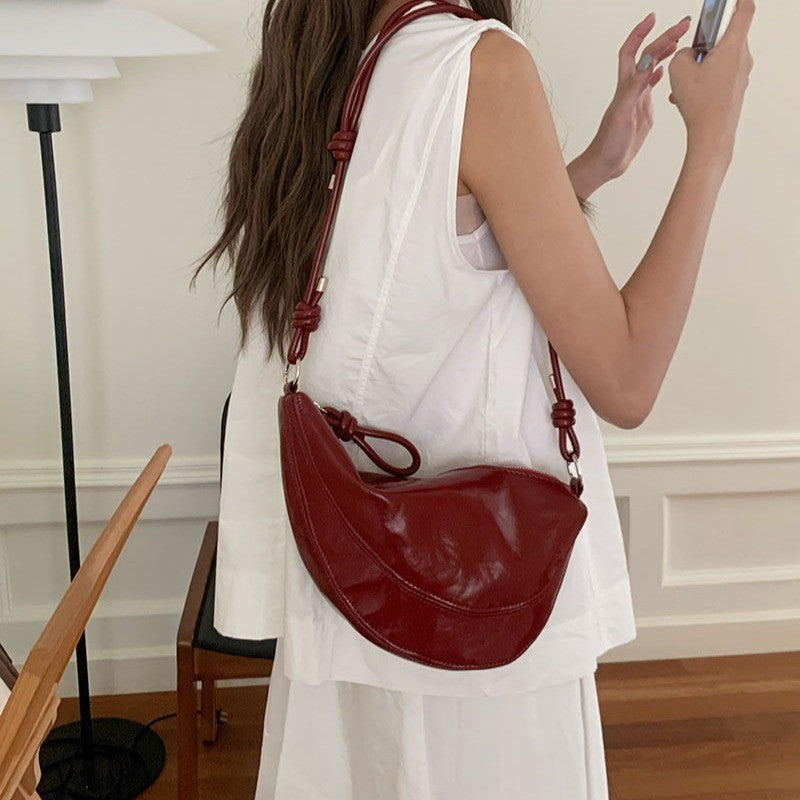 Ielgy Korean Niche Underarm Bag Women's Trendy Fashion Saddle Bag Casual Red Messenger Bag Trendy