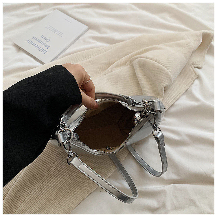 Ielgy Silver Patent Leather Crescent Moon Underarm Bag Korean Version High-End Bell Shoulder Messenger Bag