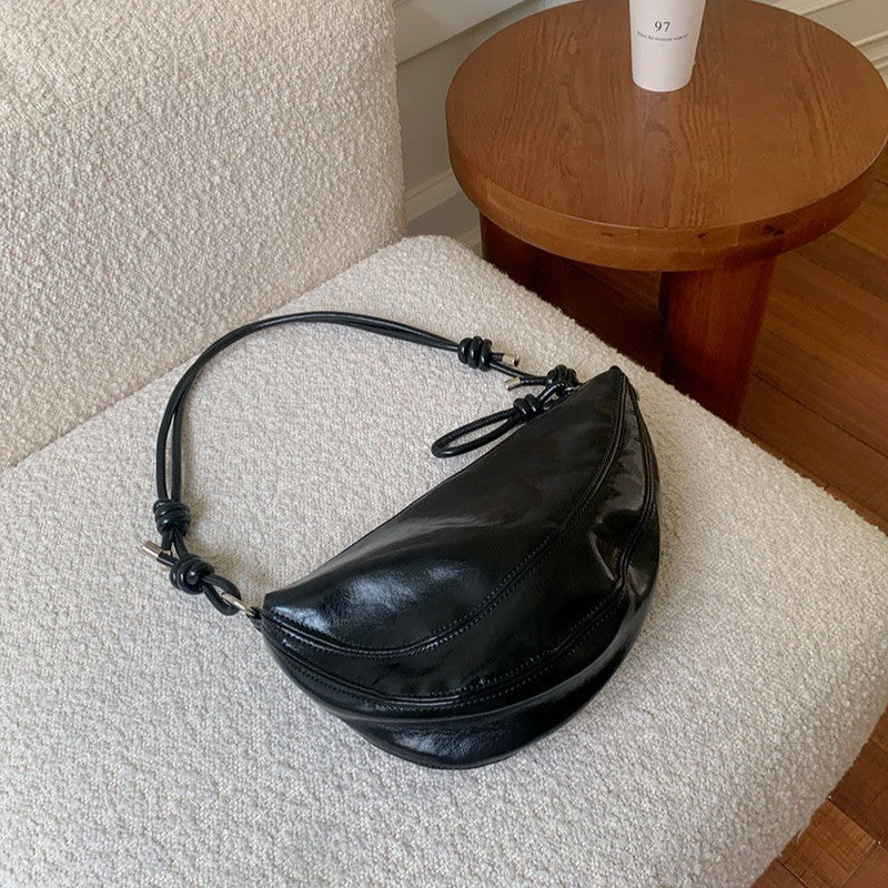 Ielgy Korean Niche Underarm Bag Women's Trendy Fashion Saddle Bag Casual Red Messenger Bag Trendy