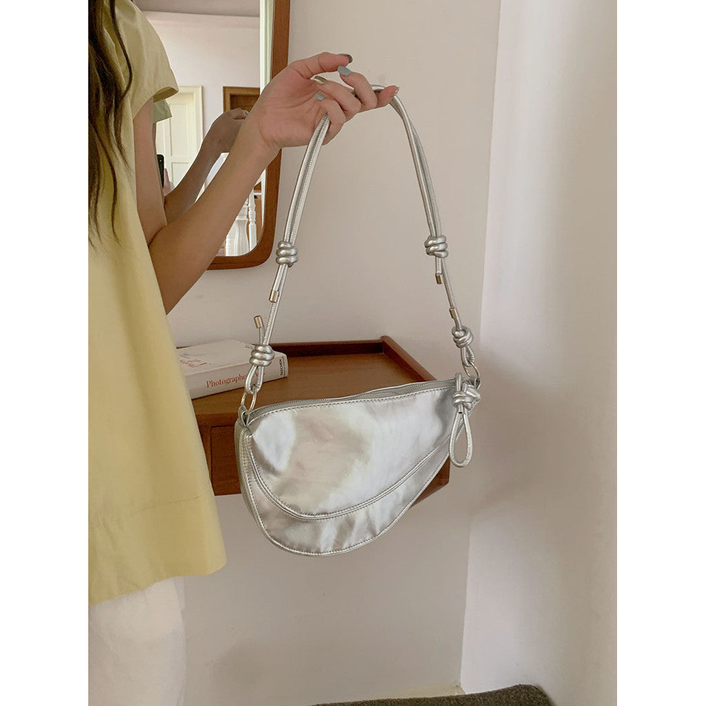 Ielgy Korean Niche Underarm Bag Women's Trendy Fashion Saddle Bag Casual Red Messenger Bag Trendy