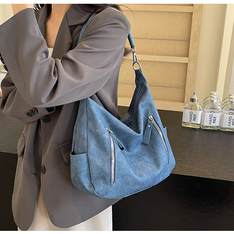 Ielgy Fashion Hot Girl Style Motorcycle Bag Retro Large-Capacity Shoulder Bag Commuter Tote Bag