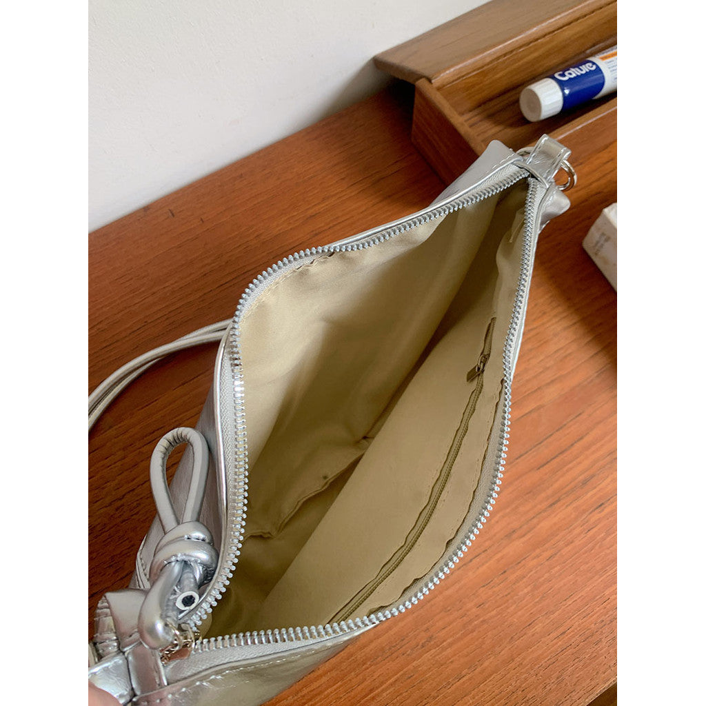 Ielgy Korean Niche Underarm Bag Women's Trendy Fashion Saddle Bag Casual Red Messenger Bag Trendy