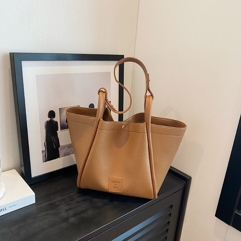 Ielgy Large Capacity Underarm Bag Autumn Winter Trendy Retro Tote Bag