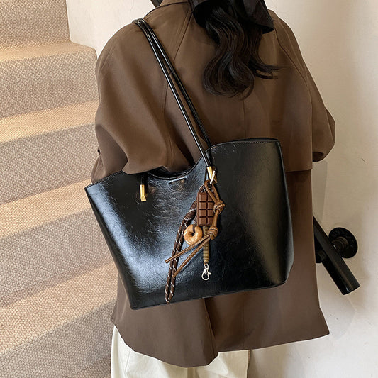 Ielgy High-End Sense Large-Capacity Ladies Shoulder Bag College Students Class Commuter To