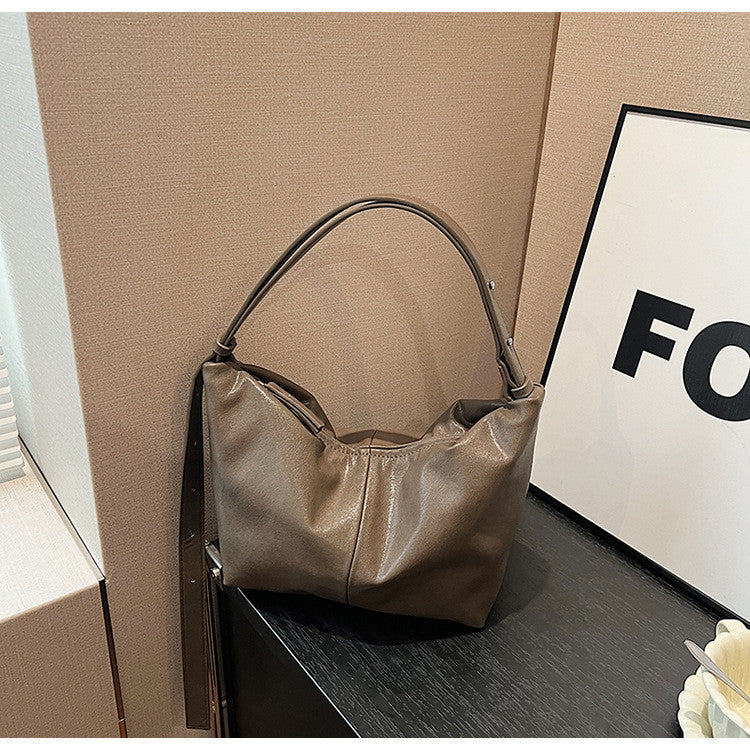 Ielgy Trendy Large-Capacity Korean Retro Fashion Dumpling Bag Casual One-Shoulder Diagonal Bag