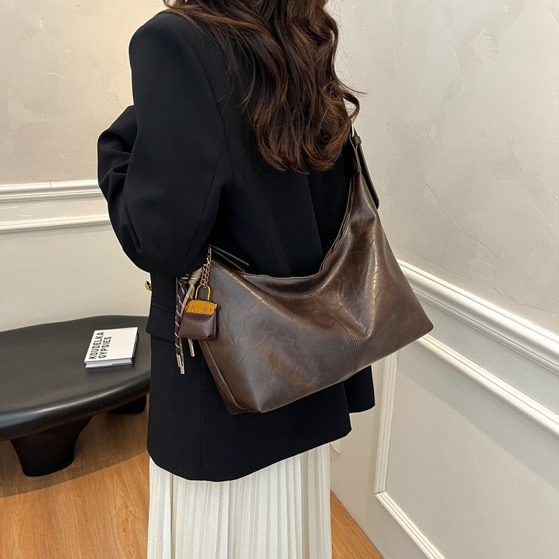 Ielgy Retro Soft Surface Large-Capacity Autumn Winter All-Match Messenger Bag Fashion One-Shoulder Commuter Bag