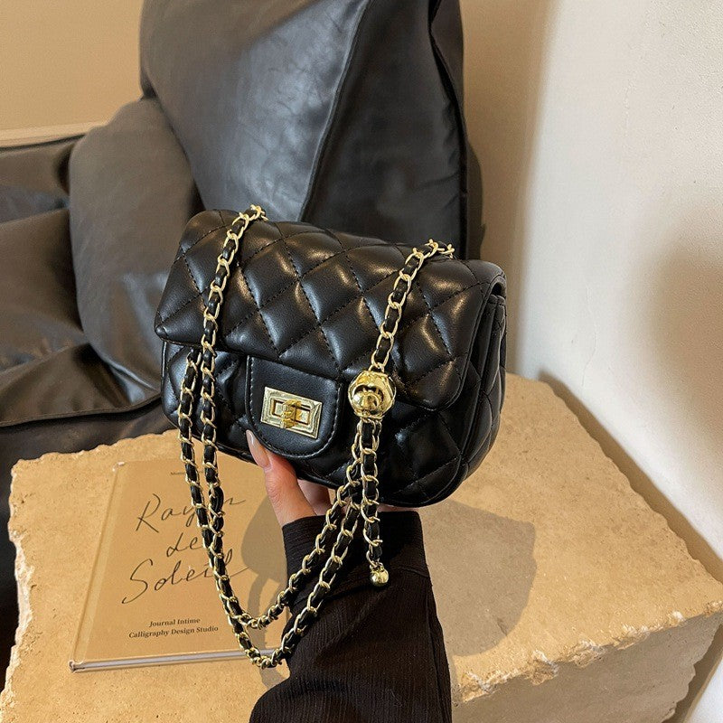 IELGY Women's Classic Black Rhombus Chain Messenger Bag