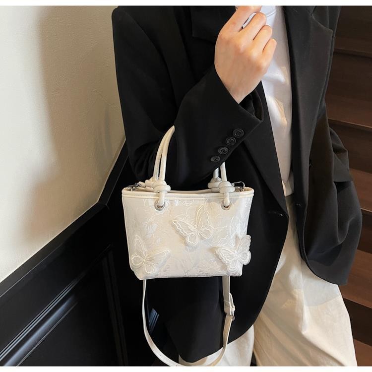Ielgy Summer All-Match Messenger Bag Fashion Portable Bucket Bag
