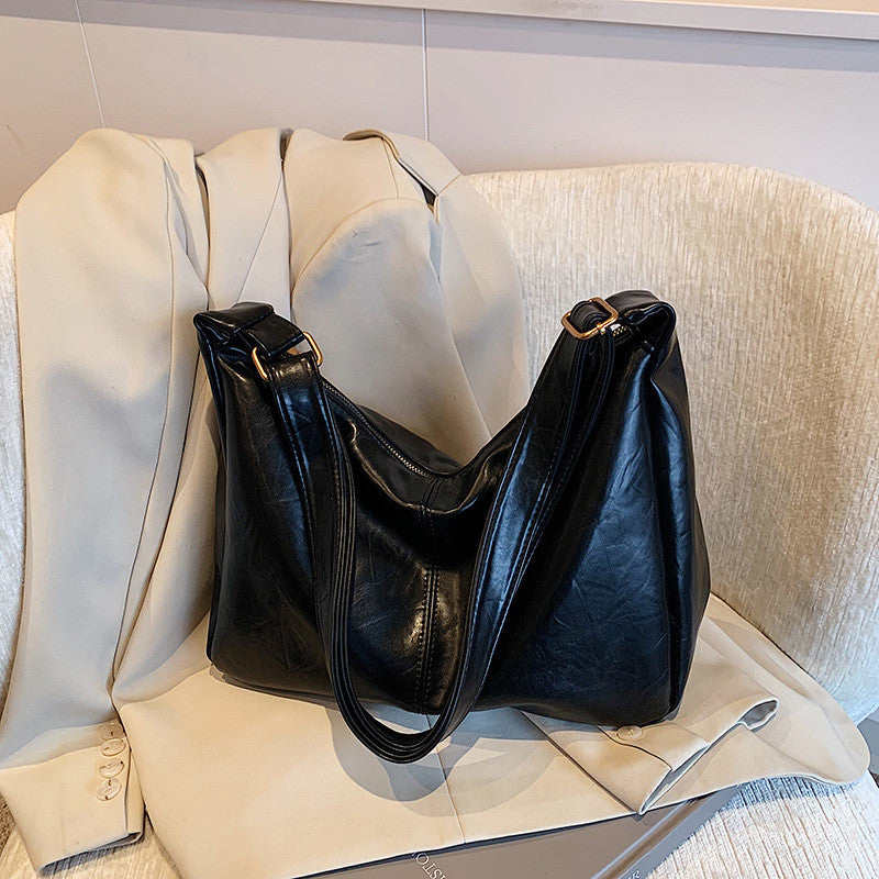 Ielgy Autumn Winter Large-Capacity All-Match Commuter Shoulder Soft Leather Mess