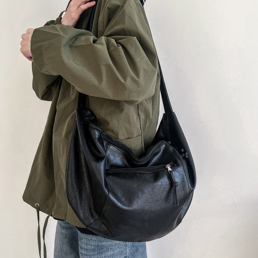 Ielgy Dumpling Bag Large Capacity Motorcycle Riding Bag Leisure