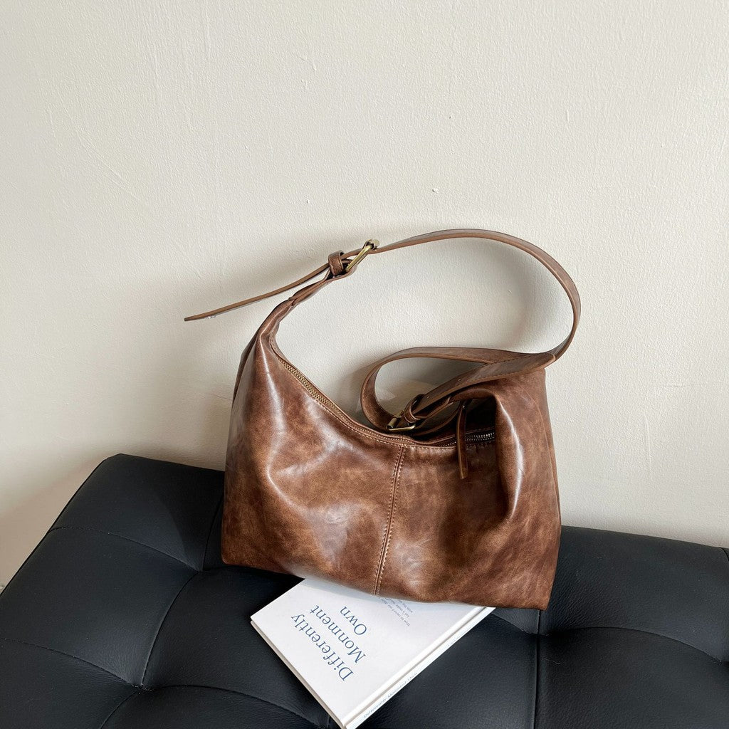 Ielgy Retro Soft Surface Large-Capacity Autumn Winter All-Match Messenger Bag Fashion One-Shoulder Commuter Bag