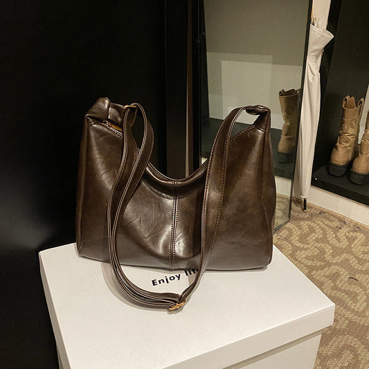 Ielgy Autumn Winter Large-Capacity All-Match Commuter Shoulder Soft Leather Mess