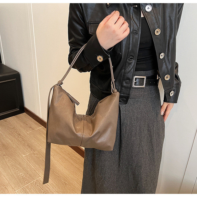 Ielgy Trendy Large-Capacity Korean Retro Fashion Dumpling Bag Casual One-Shoulder Diagonal Bag