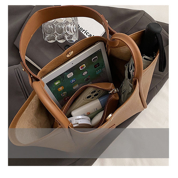 Ielgy Large Capacity Underarm Bag Autumn Winter Trendy Retro Tote Bag