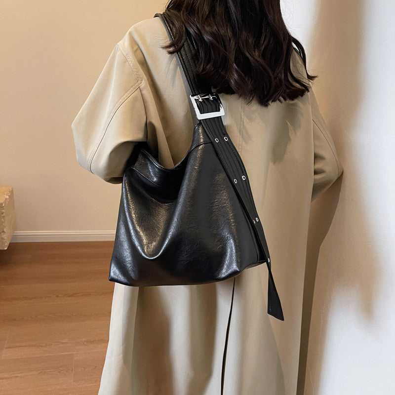 Ielgy Texture Underarm Bag Trendy Retro Casual Large-Capacity Commuter Shoulder Tote Bag