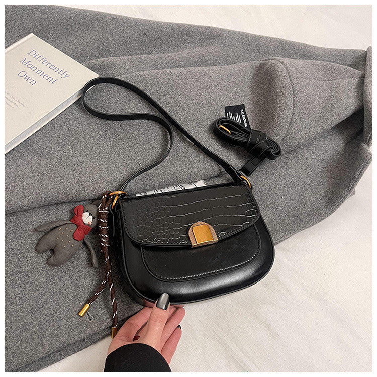 Ielgy French Niche Saddle Bag Autumn Winter One-Shoulder High-End Retro All-Match Fashion Cross-Body Bag