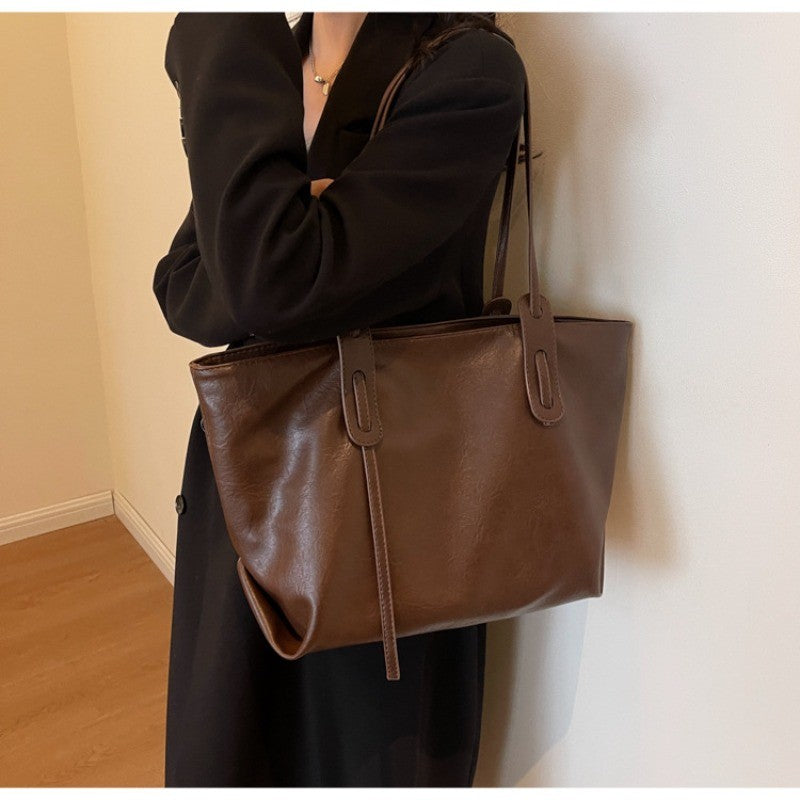 Ielgy Retro Large Capacity Bag Shoulder Commuter Fashion Tote Bag