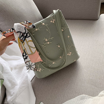 IELGY Chain bucket bag lace embroidery bag handbags national wind single shoulder slung casual