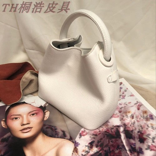 IELGY One-shoulder handbags fashion tide wild texture portable Messenger bucket bucket