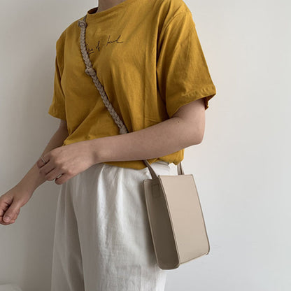 IELGY Diagonal Casual Simple Women's bag Korean version All-match Black Square Magnetic buckle One shoulder