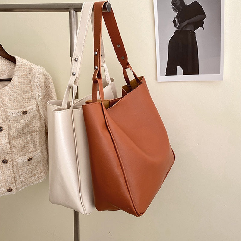 IELGY solid color female texture fashion western style shoulder bag large capacity