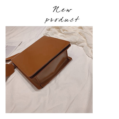 Retro handbag Korean version of the simple handbag ins shoulder Messenger bag