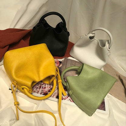 IELGY One-shoulder handbags fashion tide wild texture portable Messenger bucket bucket