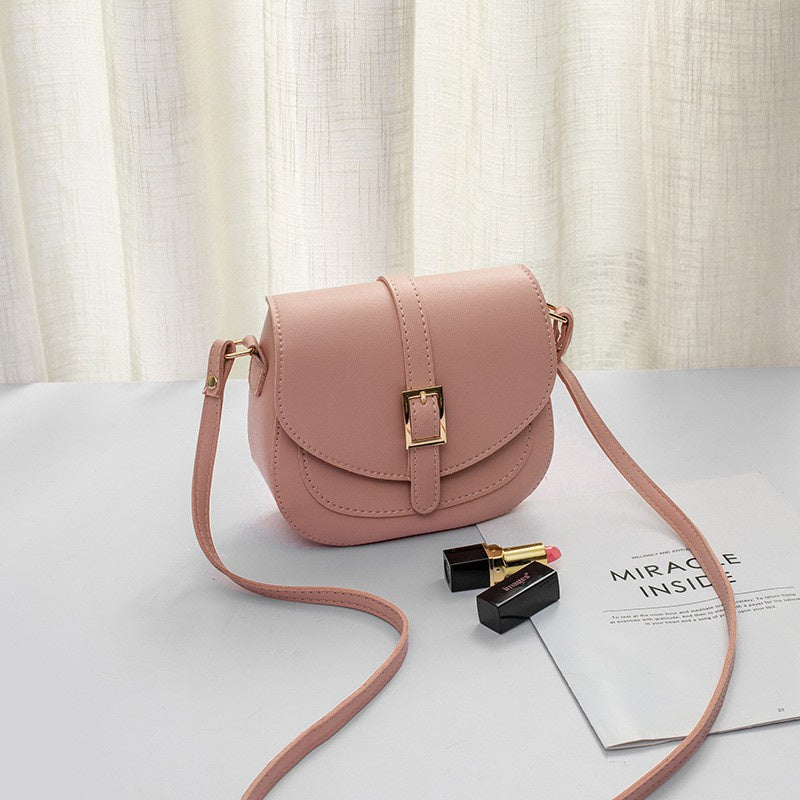 IELGY Fashion Women's bag Mobile phone Saddle Japanese and Korean All-match Black 4 colors Diagonal One shoulder Trendy