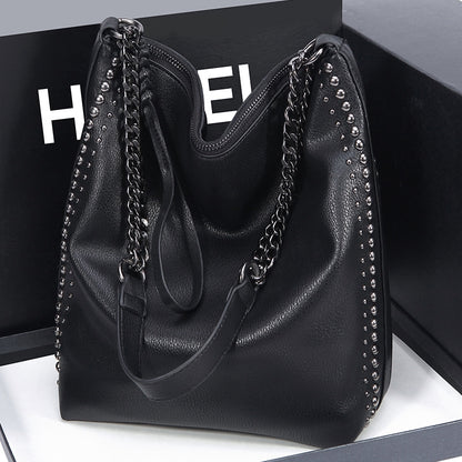 IELGY European and American fashion shoulder chain bucket bag rivet large capacity women bag