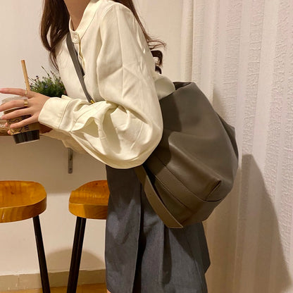 IELGY shoulder Women's bags Korean version Black Casual Large capacity Son and mother Simple handle bag