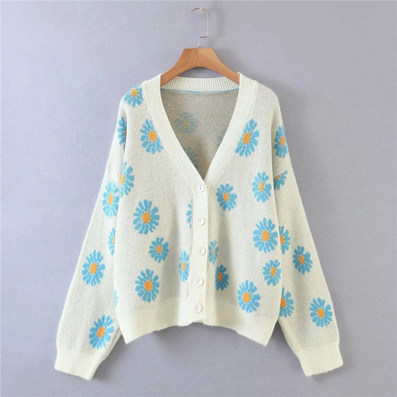 IELGY fresh and sweet little daisy cardigan sweater women V-neck