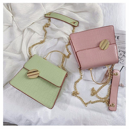 IELGYShoulder Bad hand chain single shoulder slung small fresh crocodile pattern bag Korean metal handbag Solid color