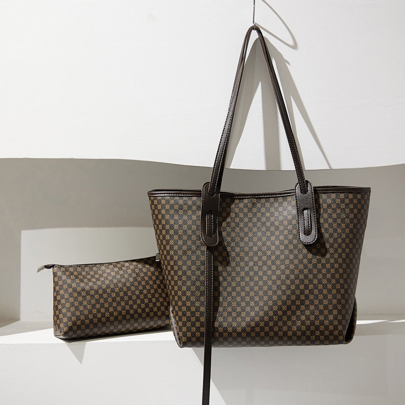 IELGY ladies fashion retro temperament printing large-capacity shoulder bag