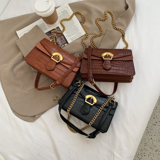 IELGY ins one-shoulder fashion chain portable small square bagshoulder crossbody women simple bag classic street fashion laptop shoulder bag for women