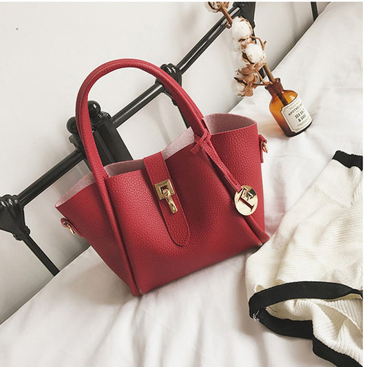 IELGY New Litchi pattern lock handbags