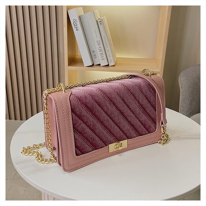 IELGY Women's chain fashion high-end shoulder and armpit diagonal bag