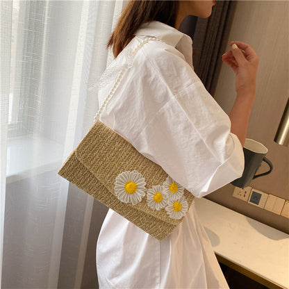 IELGY straw woven bag female fashion small daisy one shoulder messenger pearl chain bag