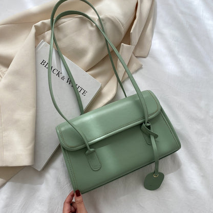 IELGY shoulder bag fashion simple black handbag retro big bag