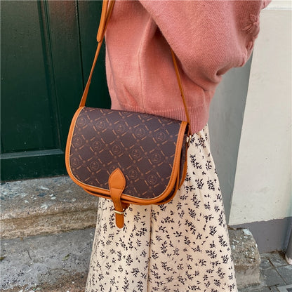 IELGY saddle bag retro fashion casual one shoulder messenger small bag female bag